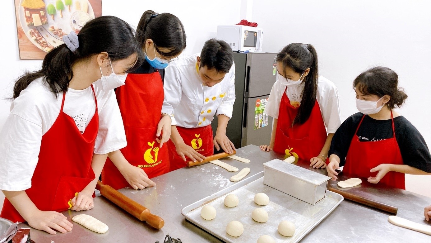 lớp học làm bánh chuyên nghiệp tại Hà Nội 
